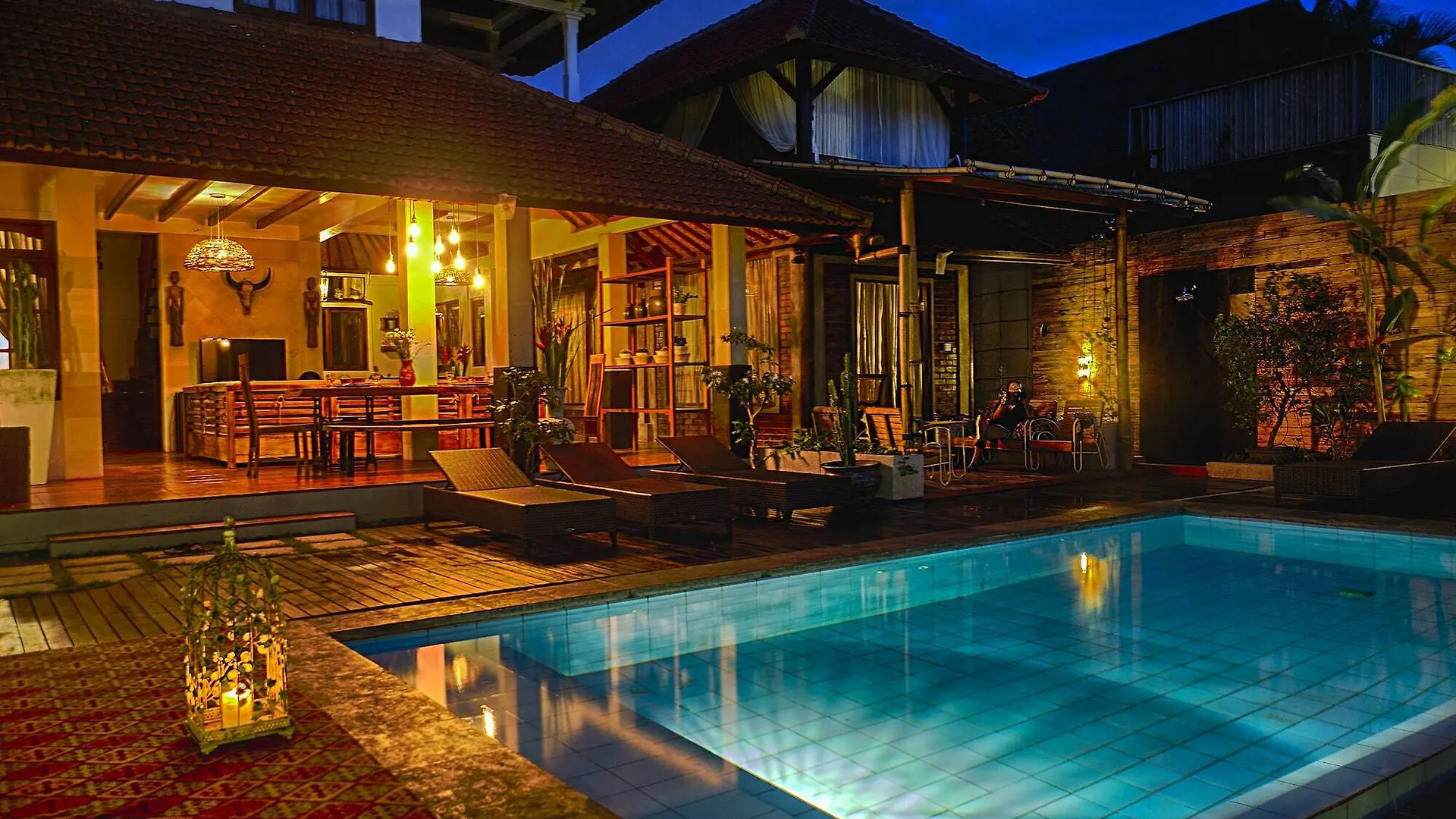 La Favela Club Villa In Seminyak Indonesia