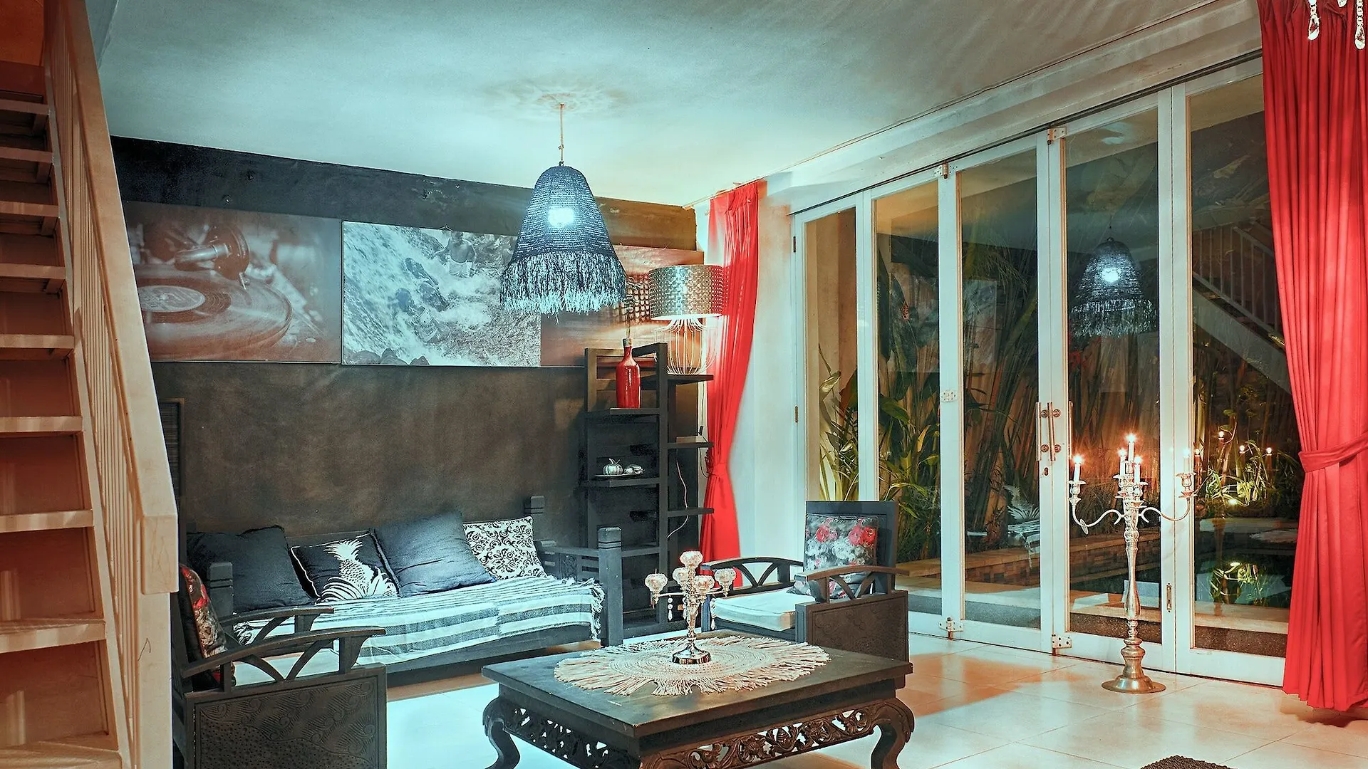 La Favela Club Villa In Seminyak